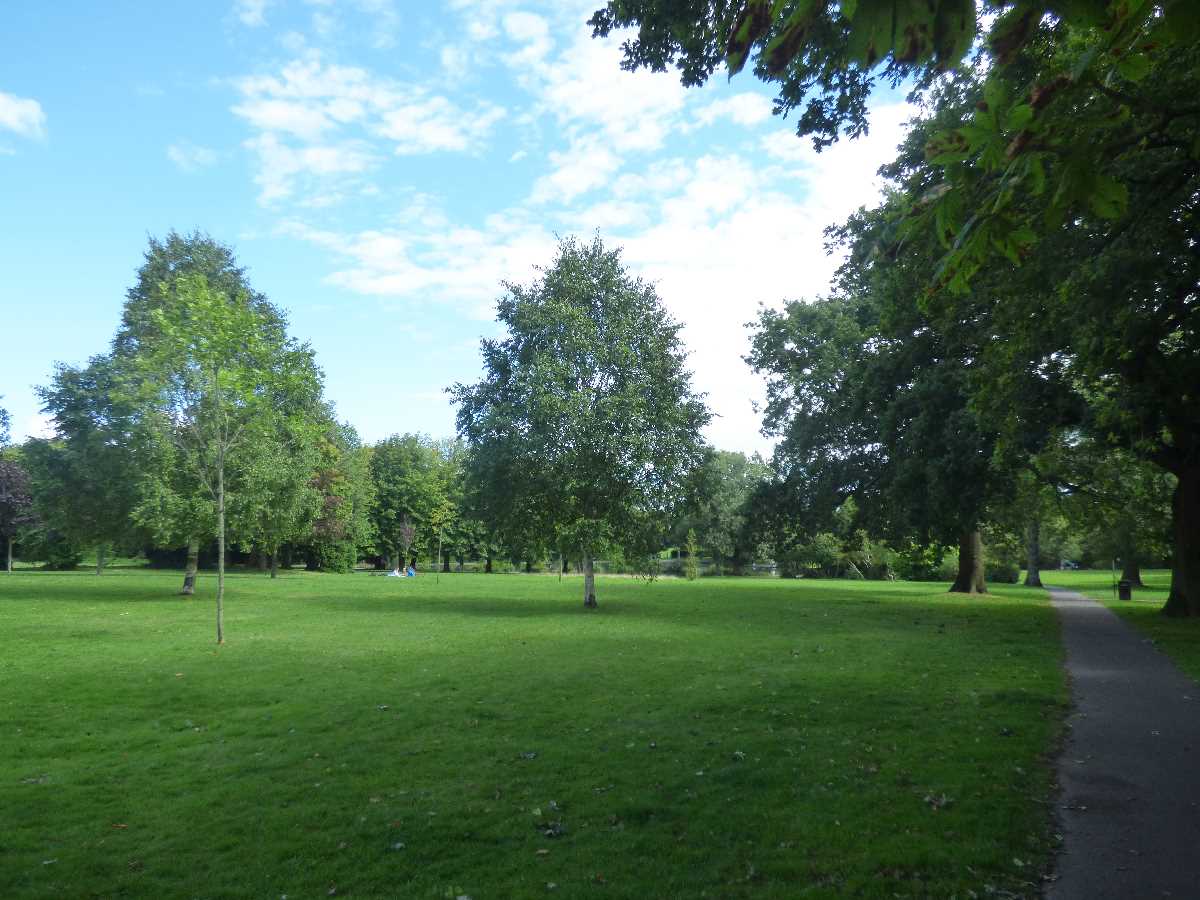 Rowheath Park